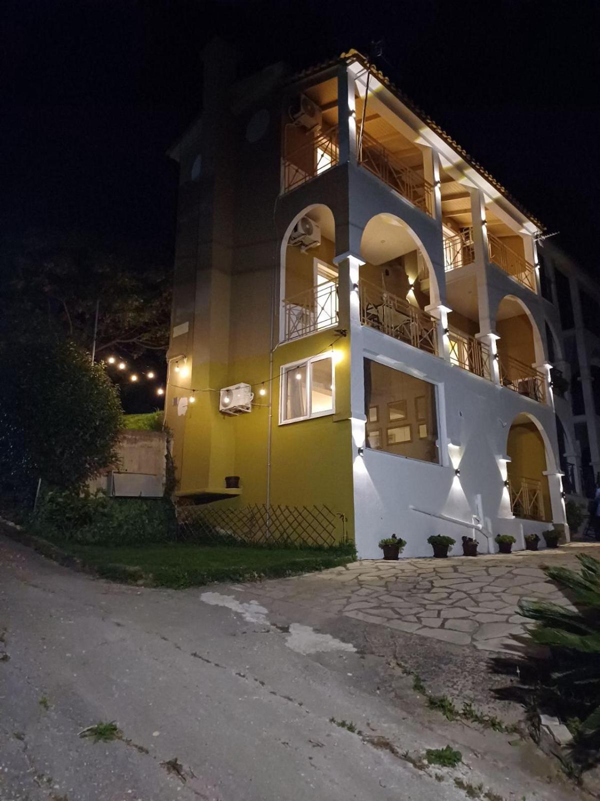 Il Tramonto Apartments 2 Канали Екстериор снимка
